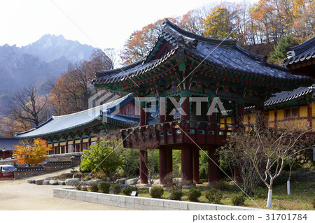 Bumjongak, Shinheungsa, Soraksan, Sokcho, Gangwon-do Bumjongak, Shinheungsa, Soraksan, Sokcho, Gangwon-do 31701784