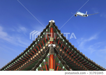 Korean Air, Honghwamun (Treasure 384), Changgyeonggung (Historic Site No. 123), Jongno-gu, Seoul Korean Air, Honghwamun (Treasure 384), Changgyeonggung (Historic Site No. 123), Jongno-gu, Seoul 31701845