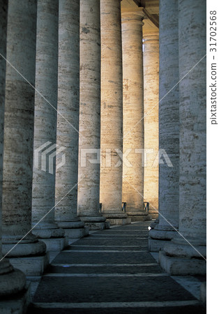 Saint Peter's Basilica, Rome, Italy Saint Peter's Basilica, Rome, Italy 31702568