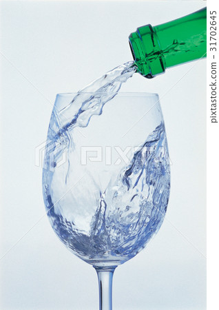 water glass, Water cup, gi 31702645