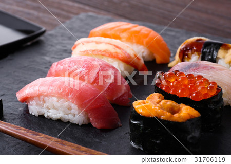 sushi  31706119
