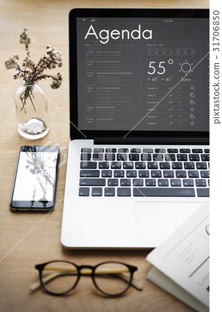 Graphic of personal organizer appointment schedule on laptop 31706850