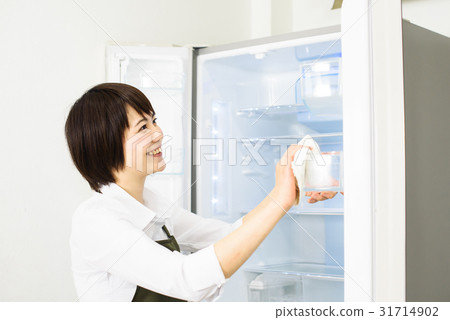 女人做家務 女人做家務 31714902