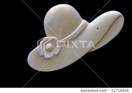 Ivory (decorative item) 31716926