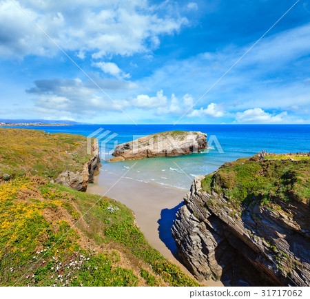 Cantabric coast summer landscape. 31717062