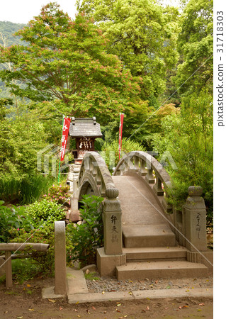 Yamanashi Prefecture Koshu-shi Emperor Temple (Bentenbashi) 31718303