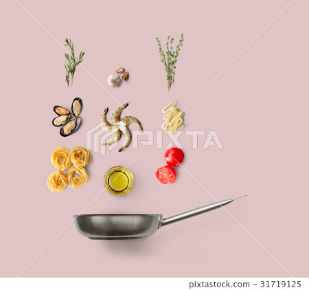 Cooking ingredients for italian food, seafood Cooking ingredients for italian food, seafood 31719125