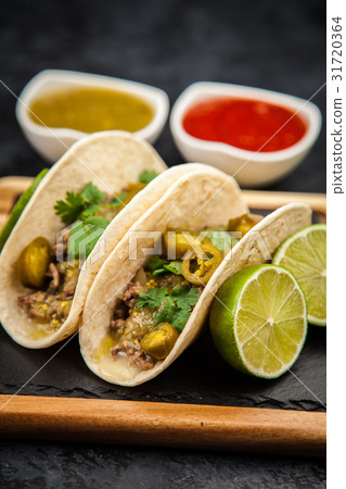 Mexican tacos with beef Mexican tacos with beef 31720364