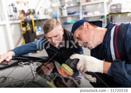 Sports car in a workshop 31720530