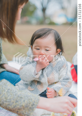 野餐 女生 女 31722108