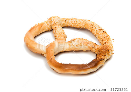 Pretzel isolated Pretzel isolated 31725261