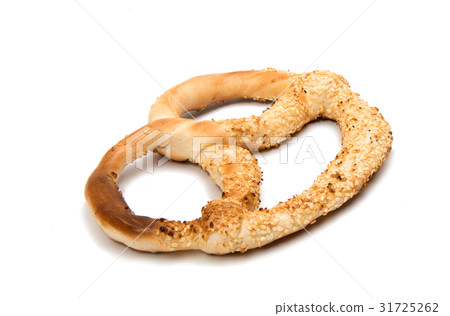 Pretzel isolated Pretzel isolated 31725262