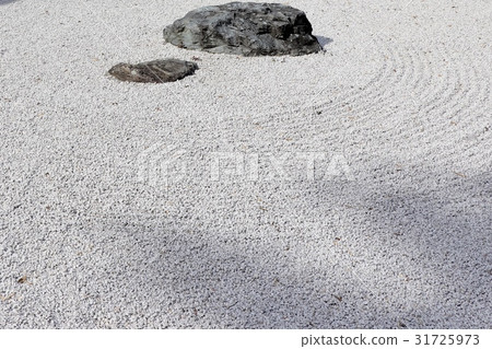 Shiroishi's garden 31725973