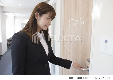 Woman Woman 31726008