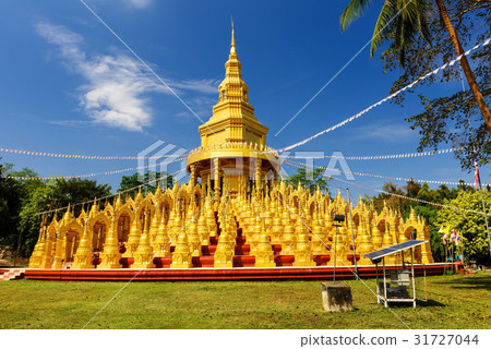500 Golden pagodas, Saraburi 500 Golden pagodas, Saraburi 31727044