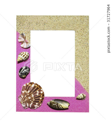 Shells on frame isolated 31727964