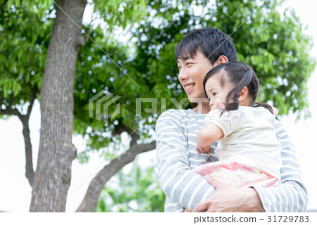 爸爸和女兒,Ikumen,公園 爸爸和女兒,Ikumen,公園 31729783