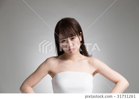 Beauty contrast Beauty contrast 31731261