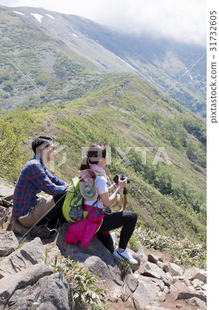 登山徒步旅行的形象 登山徒步旅行的形象 31732605