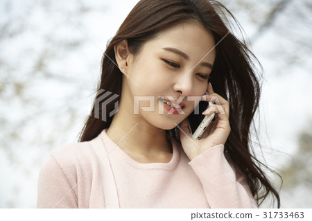 年輕的女人 31733463