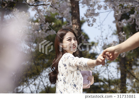 年輕的女人 31733881