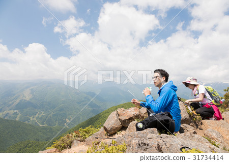Mountaineering trekking image 31734414