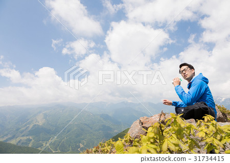 Mountaineering trekking image 31734415