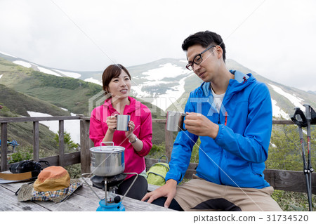 Mountaineering trekking image Mountaineering trekking image 31734520