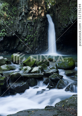 Pigeonang Falls (Natural Monument 537), Pocheon, Gyeonggi-do 31735244