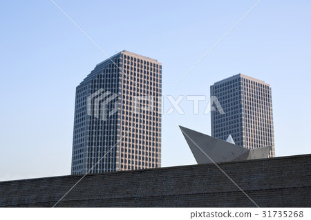 LG Twin Tower, Han River Citizen's Park, Yeouido, Yeongdeungpo-gu, Seoul 31735268
