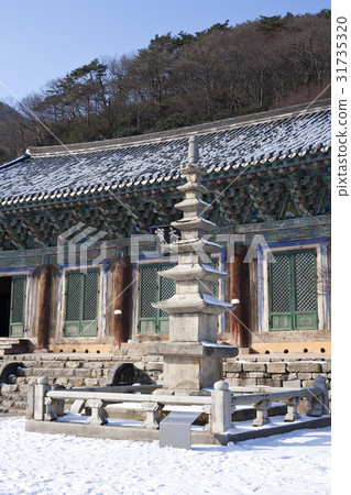 Seununsa high-rise stone pagoda, Seununsa, Gochang-gun, Jeonbuk 31735320