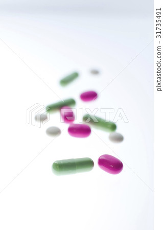 pill pill 31735491