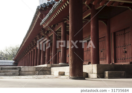 Jungjeon (National Treasure No. 227), Jongmyo (Historic Site No. 125), Jongno-gu, Seoul 31735684
