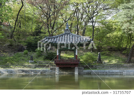 Awak, Jangji, Changdeokgung Palace (Historic Site 122), Jongno-gu, Seoul 31735707