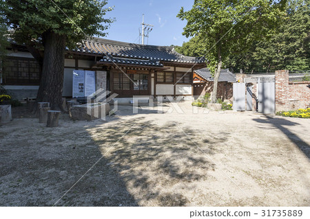 Wonhee-dong Kohei-dong House, Bukchon Hanok Village, Jongno-gu, Seoul Wonhee-dong Kohei-dong House, Bukchon Hanok Village, Jongno-gu, Seoul 31735889