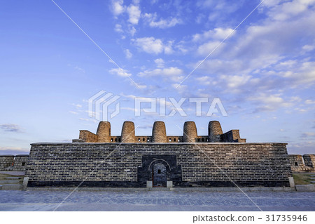 Suwon Hwaseong (Historic Site No. 3), Suwon, Gyeonggi-do Suwon Hwaseong (Historic Site No. 3), Suwon, Gyeonggi-do 31735946