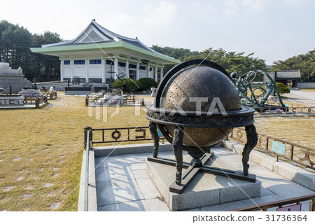 Seongjong, Sejong, Yeongnyeongneung (Historic Site No. 195), Yeoju City, Gyeonggi Province 31736364