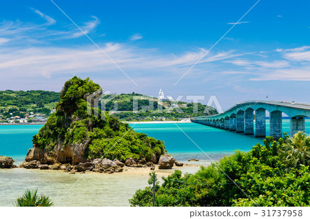 Okinawa Prefecture Kuri-Ryoshima Koryu Bridge 31737958
