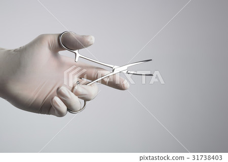 Doctors & Nurses 31738403