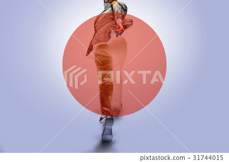 商務,上組,商務專業人員,辦公室工作人員,商人,業務,辦公室工作 商務,上組,商務專業人員,辦公室工作人員,商人,業務,辦公室工作 31744015