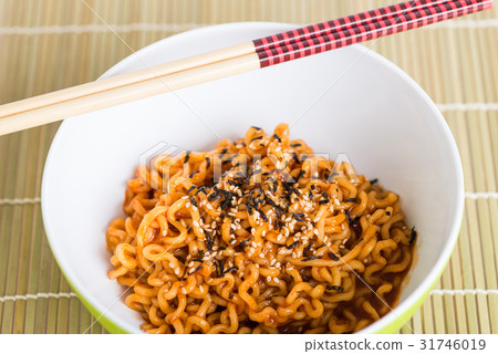 Instant noodles Instant noodles 31746019