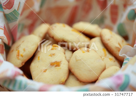 Cookies (Baked confectionary snacks Dried fruits Western confectionery Dessert Confectionery biscuits Fruit drying) 31747717