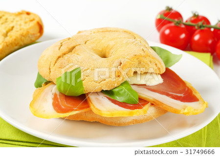 Prosciutto and mozzarella sandwich Prosciutto and mozzarella sandwich 31749666
