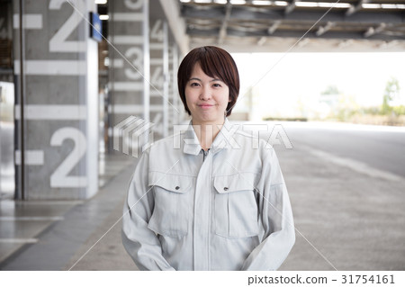 Logistics warehouse Working people image Logistics warehouse Working people image 31754161