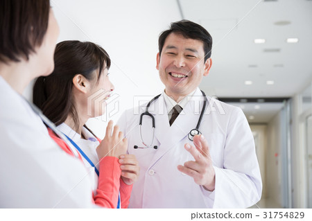 Doctor nurse team Doctor nurse team 31754829