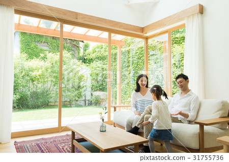 Family image 31755736