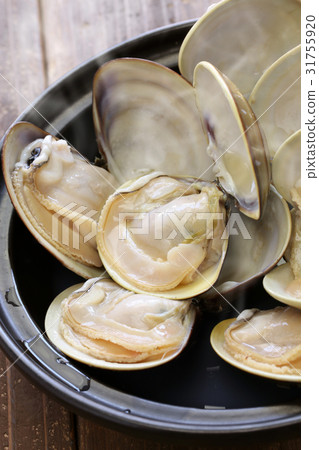 Steamed rice cracker from Kuwana Steamed rice cracker from Kuwana 31755920