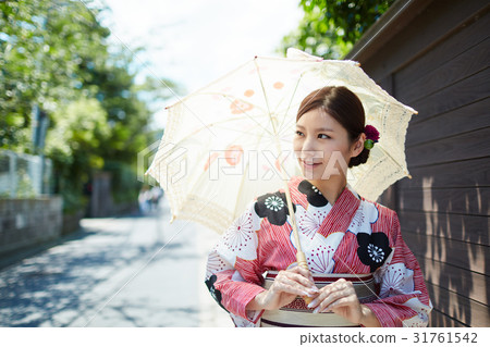 浴衣的女人 31761542