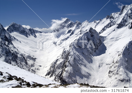 Mountains Mountains 31761874