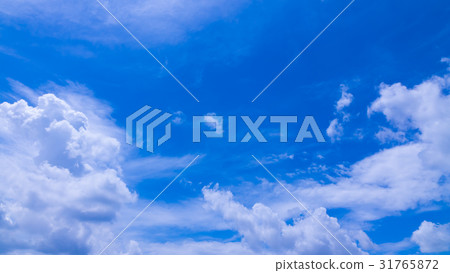 六月的天空和雲彩(16:9) 六月的天空和雲彩(16:9) 31765872